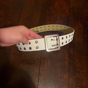 Chunky white belt